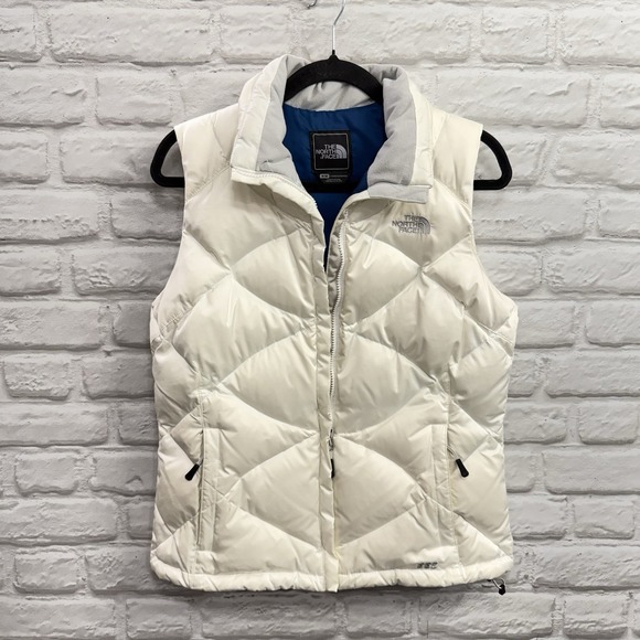 The North Face Jackets & Blazers - The North Face 550 Goose Down Quilted Puffer Vest Women's Sz Medium White Blue